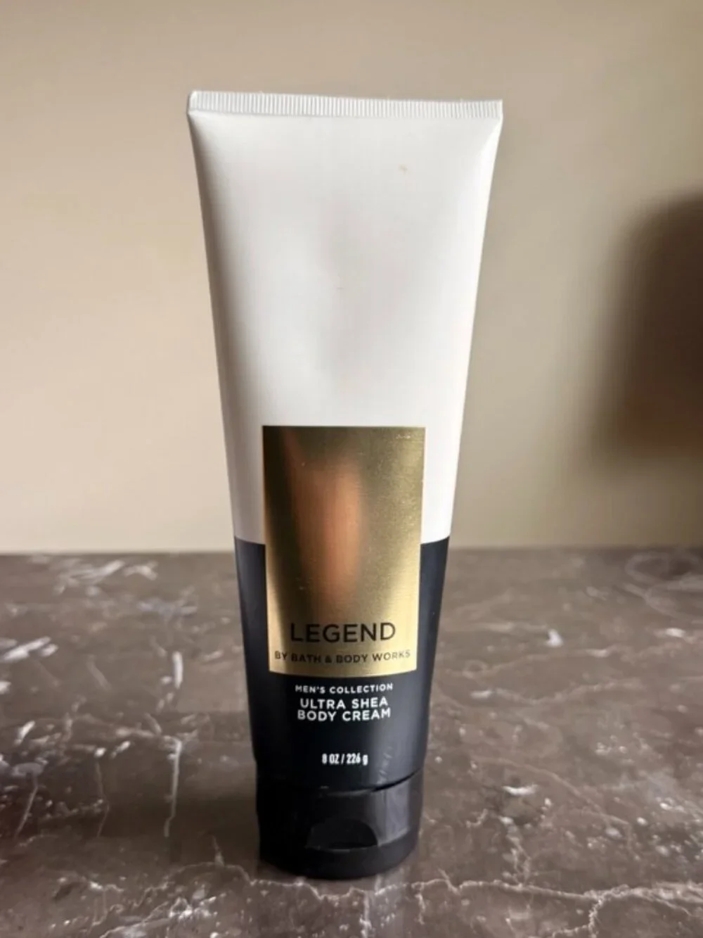 Bath and body works - LEGEND MEN'S BODY CREAM - RARE AND DISCONTINUED